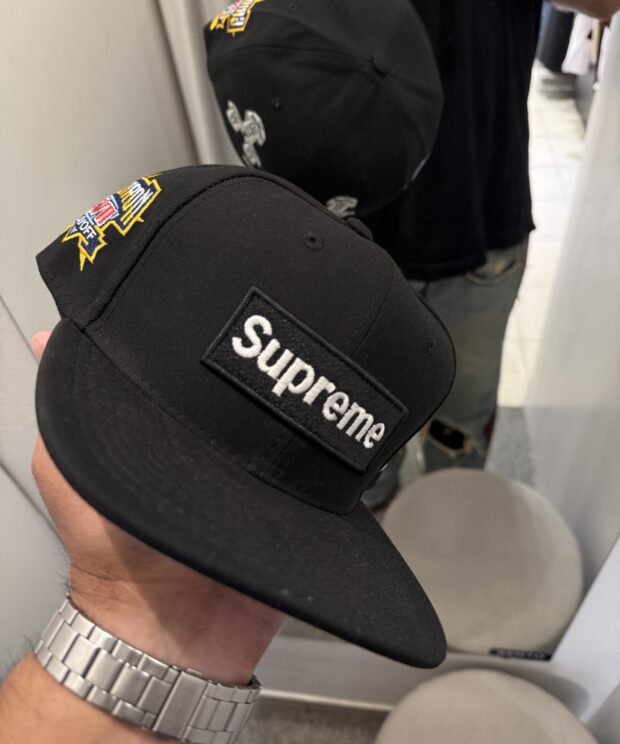 Gorra New Era 59FIFTY SUPREME