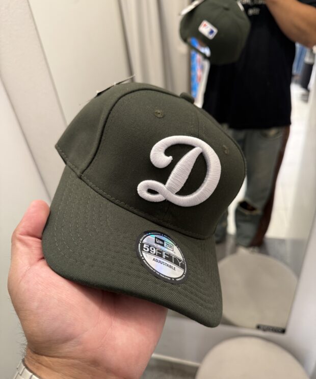 Gorra New Era Curva Regulable